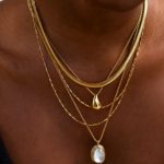 standout accessory